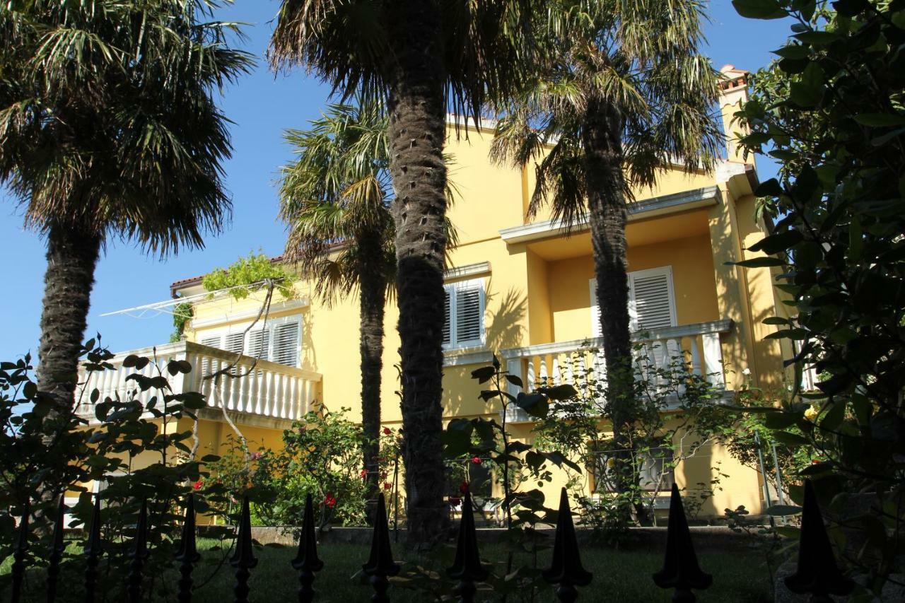 Vila Rojana Vodice Kültér fotó