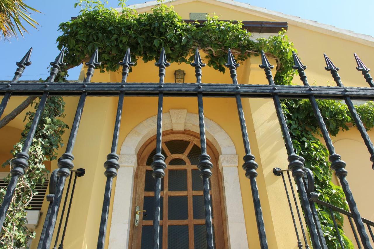 Vila Rojana Vodice Kültér fotó