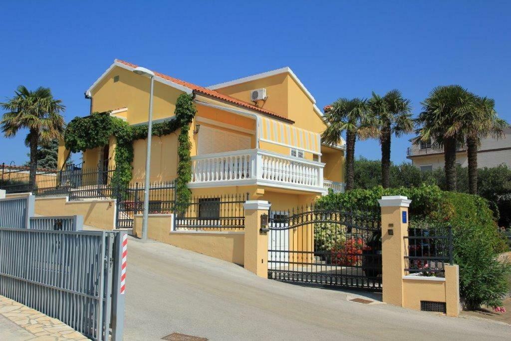 Vila Rojana Vodice Kültér fotó
