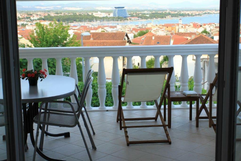 Vila Rojana Vodice Kültér fotó