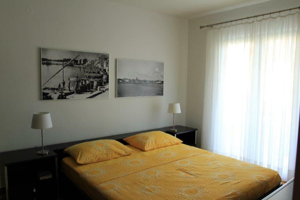 Vila Rojana Vodice Kültér fotó